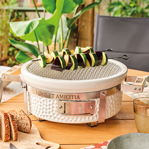 Paneel: 988 x 988 mm. <br>Borden beeld buitenkoken 3